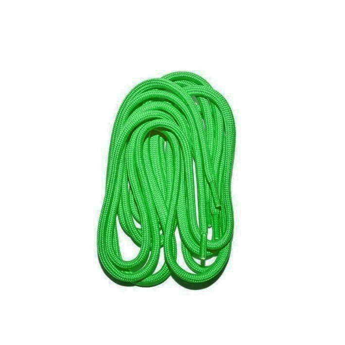 Laces green