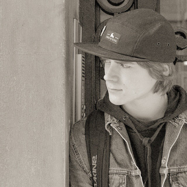 5 panel black
