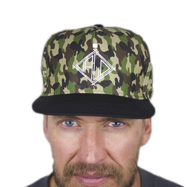 19 hundred camo
