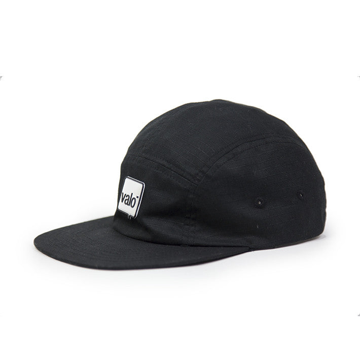 19 hundred black