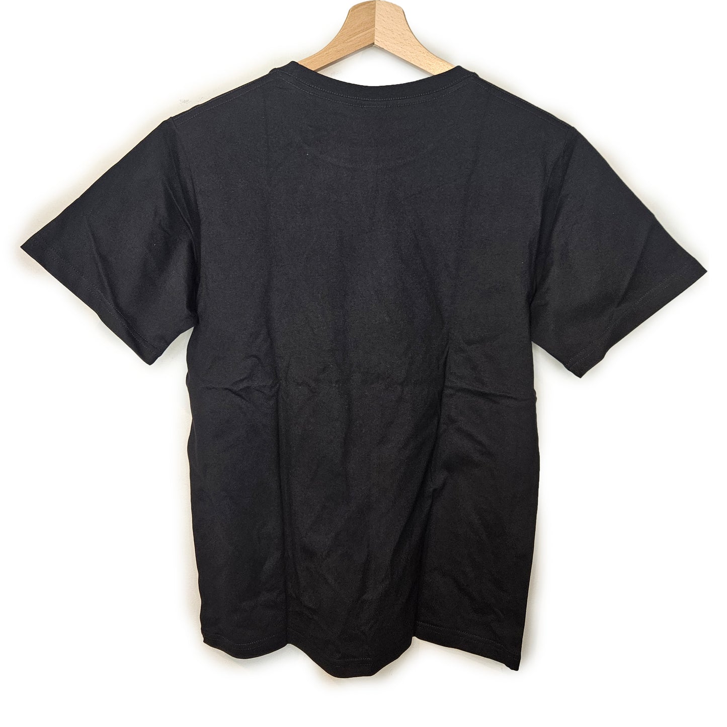 T-shirt black