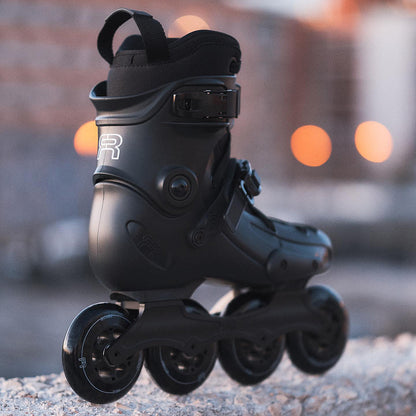 UFR 90 Intuition black 2023