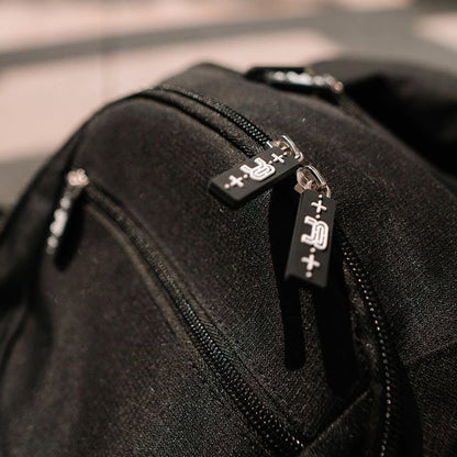 Skates Backpack 30L Black