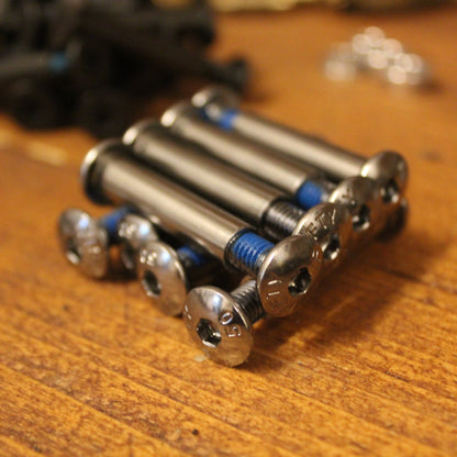 Axle Double 8mm Balance Allen/Hex silver 8-pack