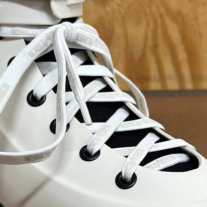 Laces white/grey
