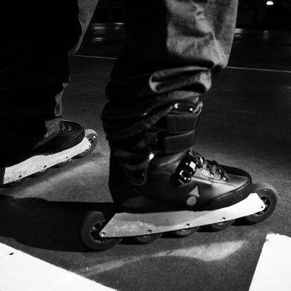 Base High black