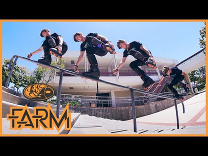 UFS Prime Chris Farmer Frame Walls Black