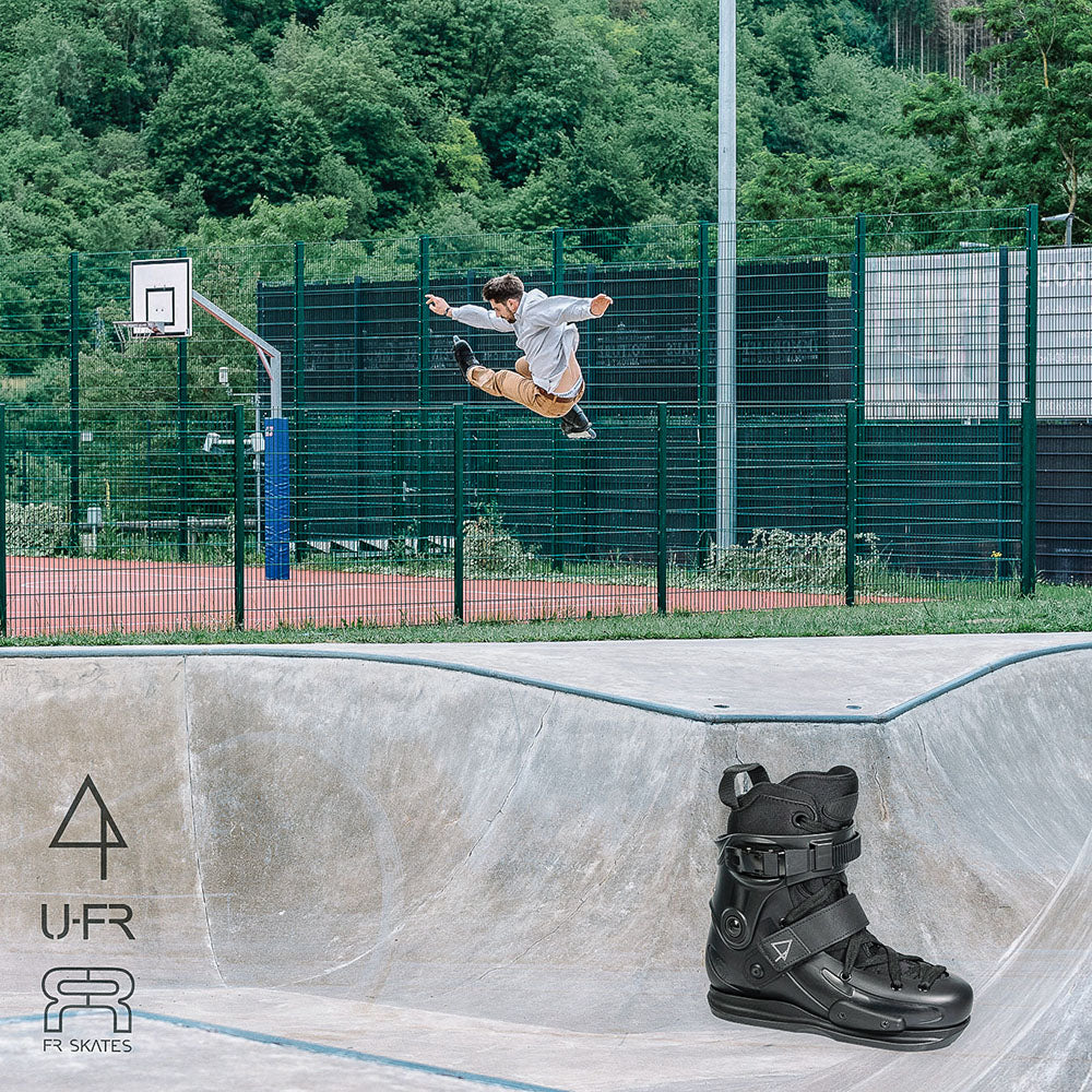 UFR Street AP 2023 intuition boot black