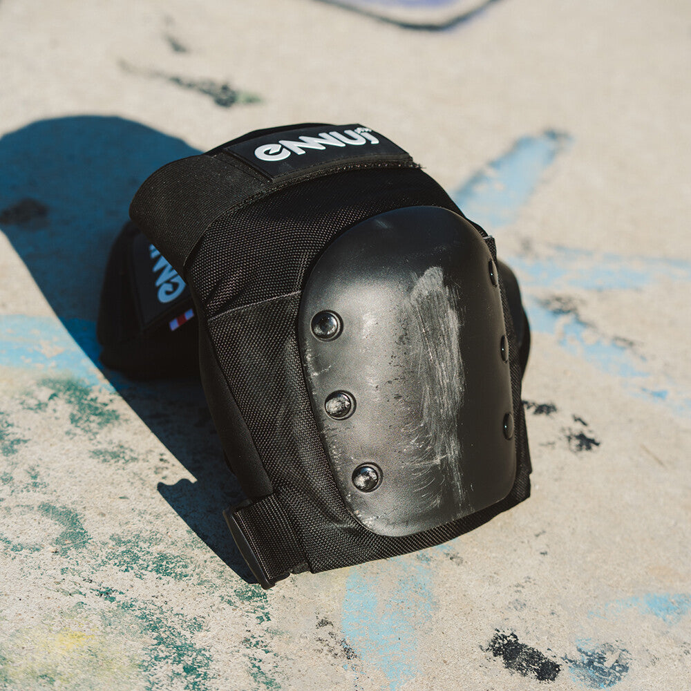 Aly knee pad