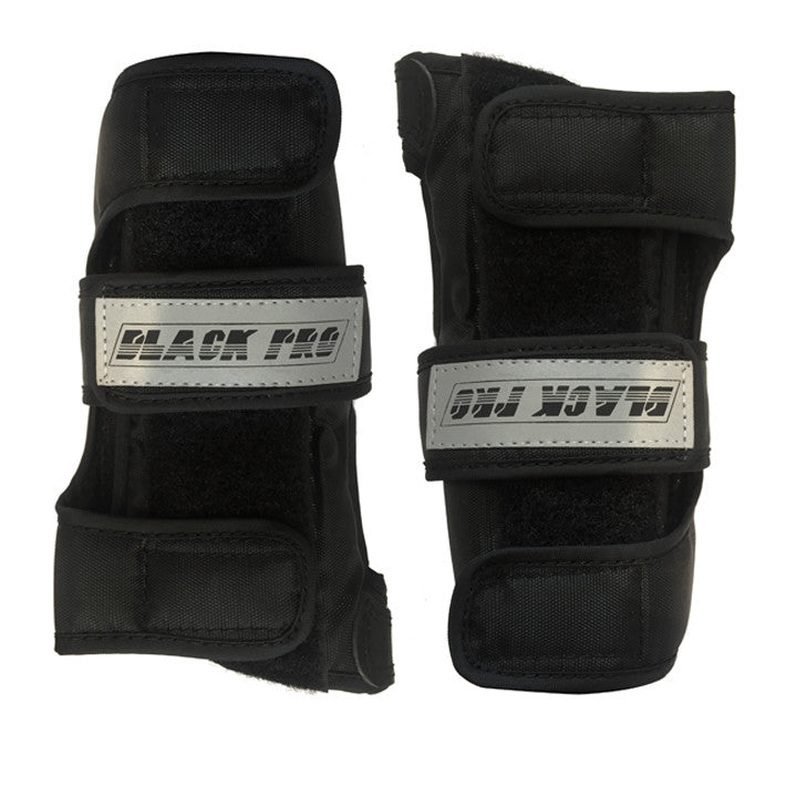 Black Pro wristguards
