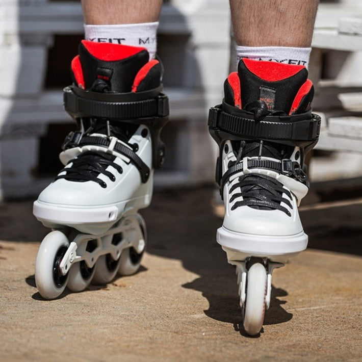 Next 90 Black/White